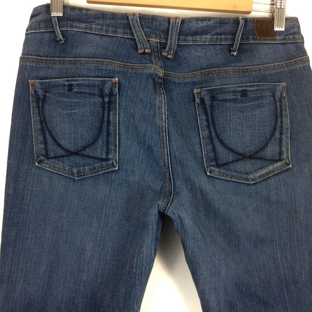 🦋"U" LowRise Bootcut Distress Medium Wash Jeans - Picture 7 of 8